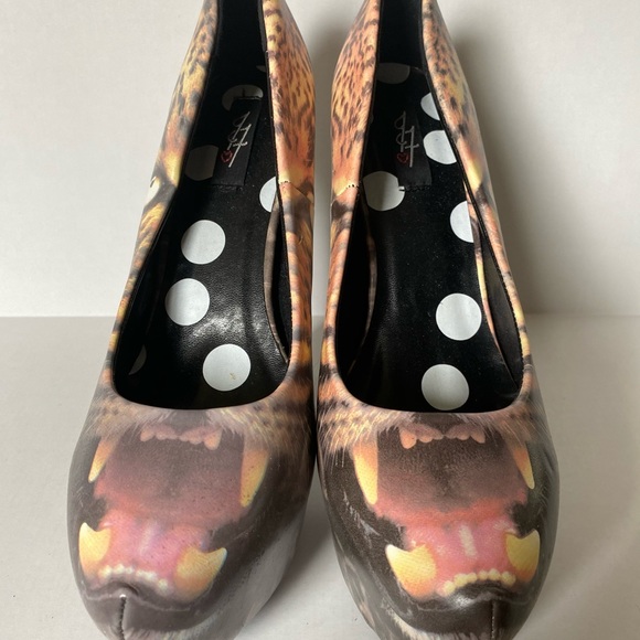 NWOT IRON FIRST DON’T PUSSY FOOT PLATFORM - Picture 2 of 5